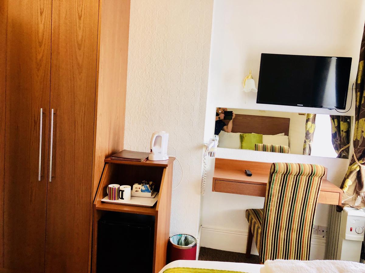 Ilfracombe House Hotel - Near Cliffs Pavilion ساوثيند أون سي المظهر الخارجي الصورة