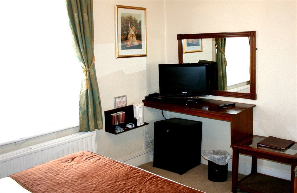 Ilfracombe House Hotel - Near Cliffs Pavilion ساوثيند أون سي المظهر الخارجي الصورة